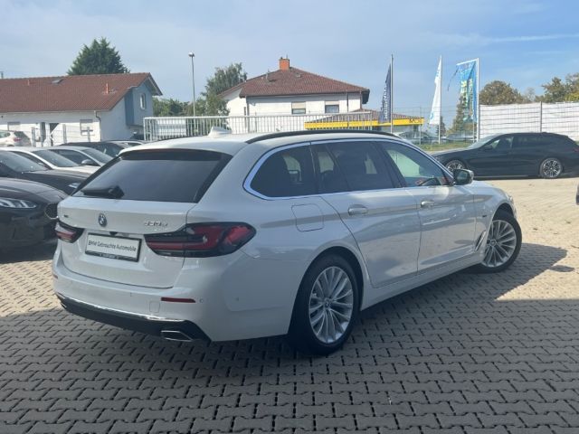 BMW 530 e xDrive Touring 18''HUD Leder Laser Parkass foto 3