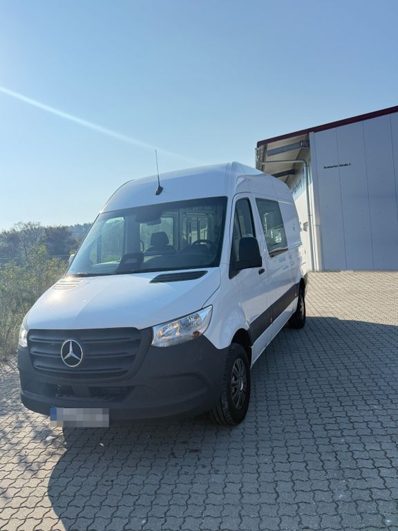 Image of Mercedes-Benz Sprinter