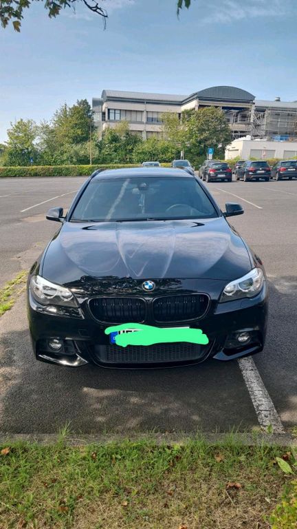 Image of BMW 530