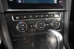 Fahrzeugabbildung Volkswagen Golf VII VARI. 2.0D ALLTRACK 4M NAVI/KAMERA/AHK