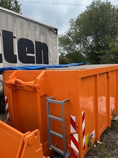 Andere Bohemia BMP Abrollcontainer