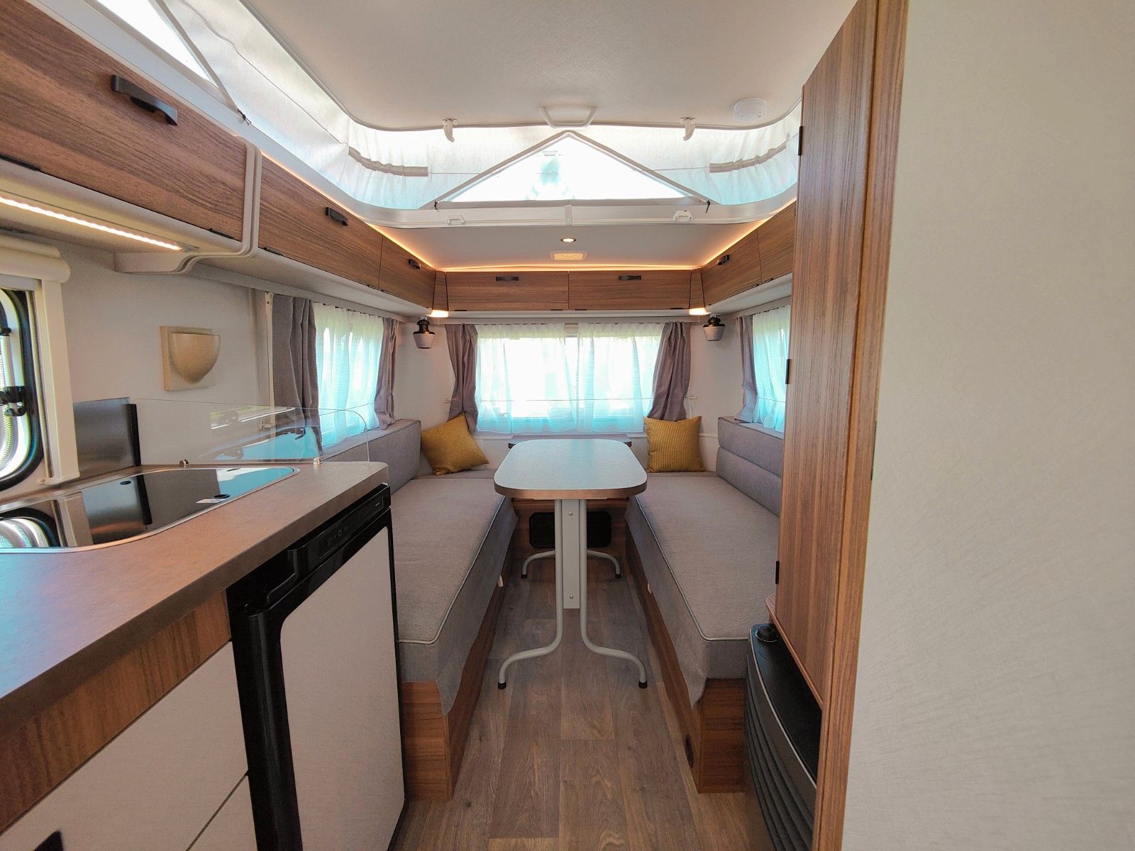 Fahrzeugabbildung HYMER / ERIBA / HYMERCAR TOURING 540 LEGEND URBAN 2025