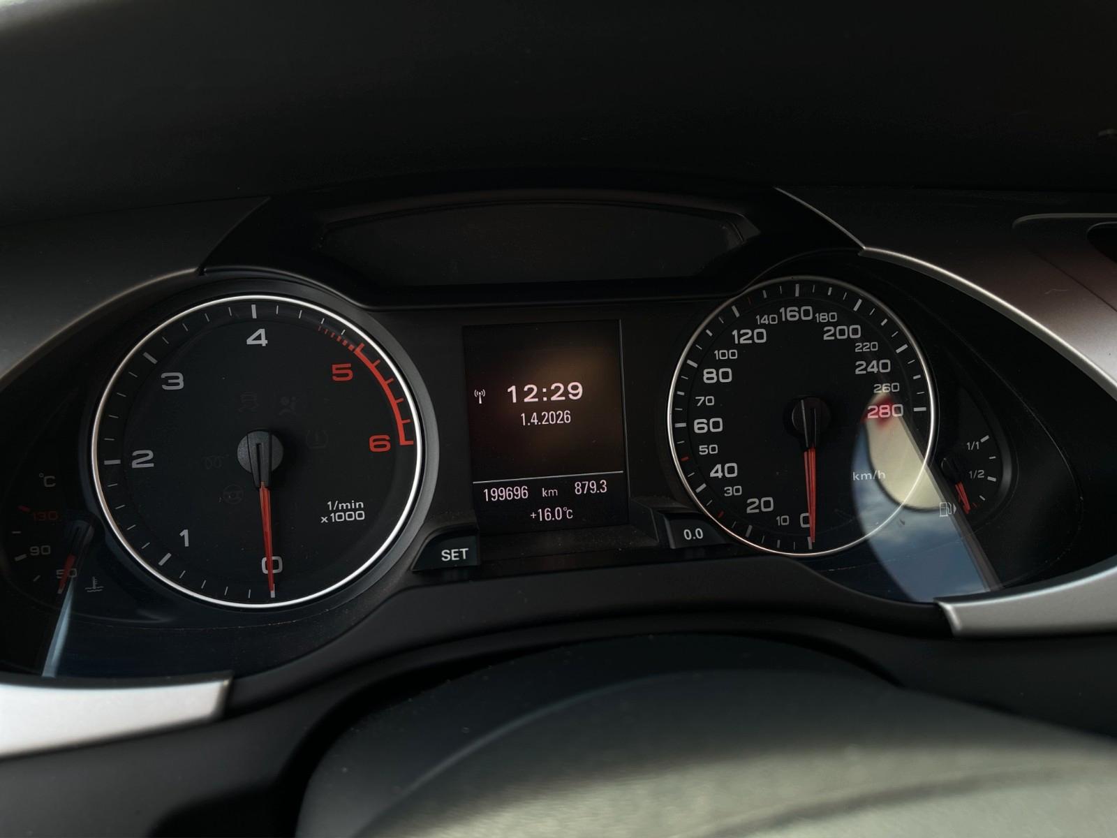 Audi A4 Allroad 3.0 TDI quattro 240 ch • Boîte auto • Xénon Plus • Attelage • Hayon électrique