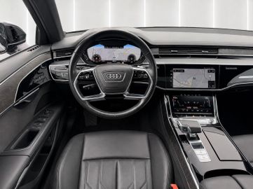 Audi A8 - 6