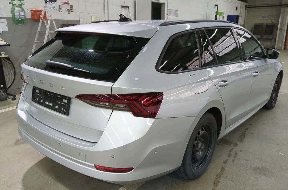 Fahrzeugabbildung SKODA Octavia Combi 2.0 TDI AMBITION NAVI/LED/SHZ/VIRT