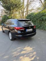 Opel Astra ST 1.4 Turbo Innovation 110kW S/S Auto... - Opel Astra mit Benzin-Antrieb: Alcantara