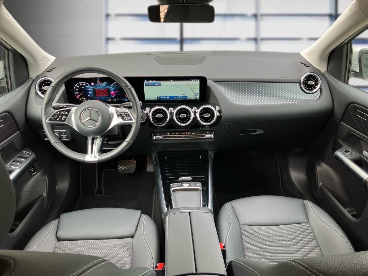 Fahrzeugabbildung Mercedes-Benz B 180 PROGRESSIVE+AHK+LHZ+SHZ+LED+EL.HECKKL+CARP