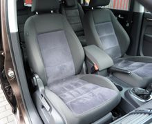 Fahrzeugabbildung Volkswagen Touran Highline DSG 7-Sitzer Tempomat SHZ PDC!