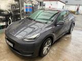 Tesla Model Y Dual Motor AWD - Tesla Model Y Gebrauchtwagen