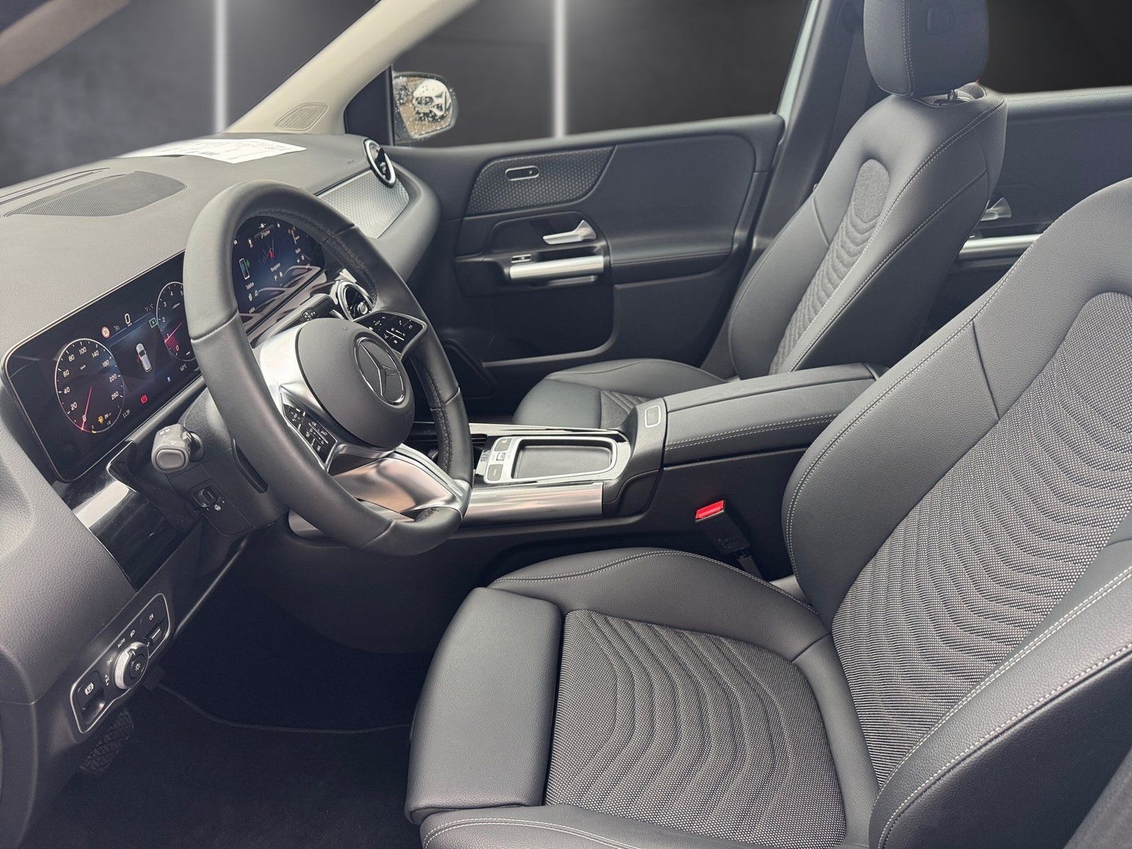 Fahrzeugabbildung Mercedes-Benz B 180 Progressive Adv.*Kamera*LED*Easy-Pack*MBUX