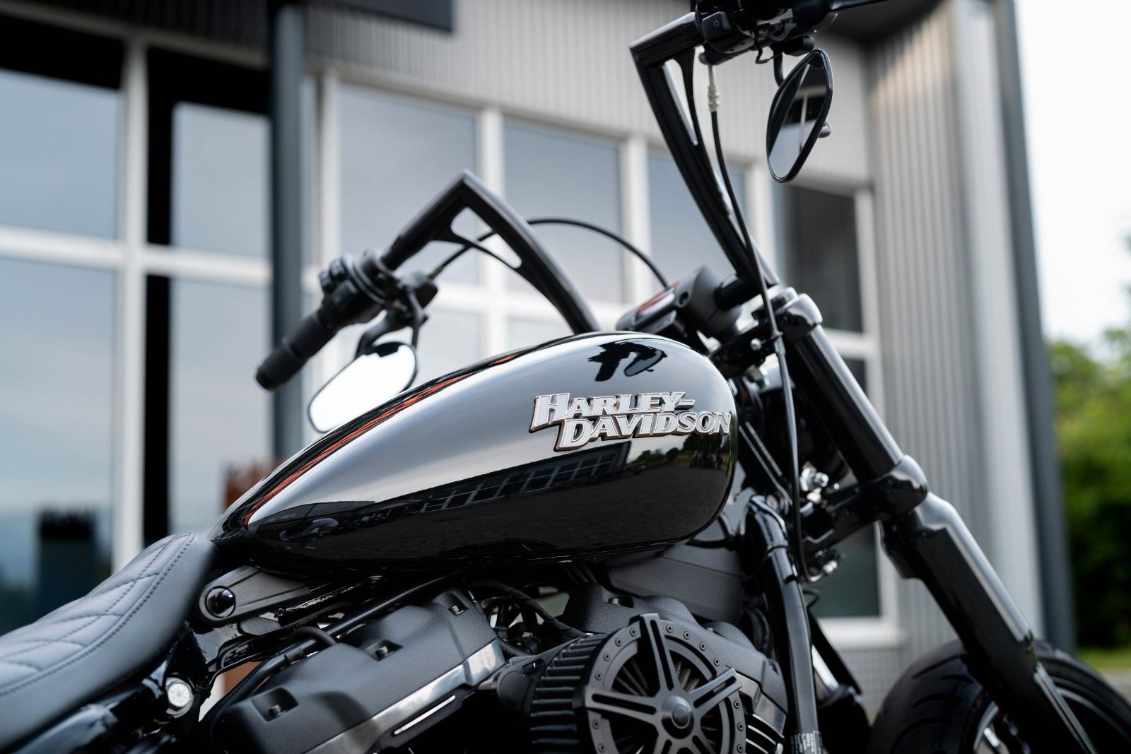 Fahrzeugabbildung Harley-Davidson FXBB STREET BOB SOFTAIL - MCJ - BIG SPOKE -