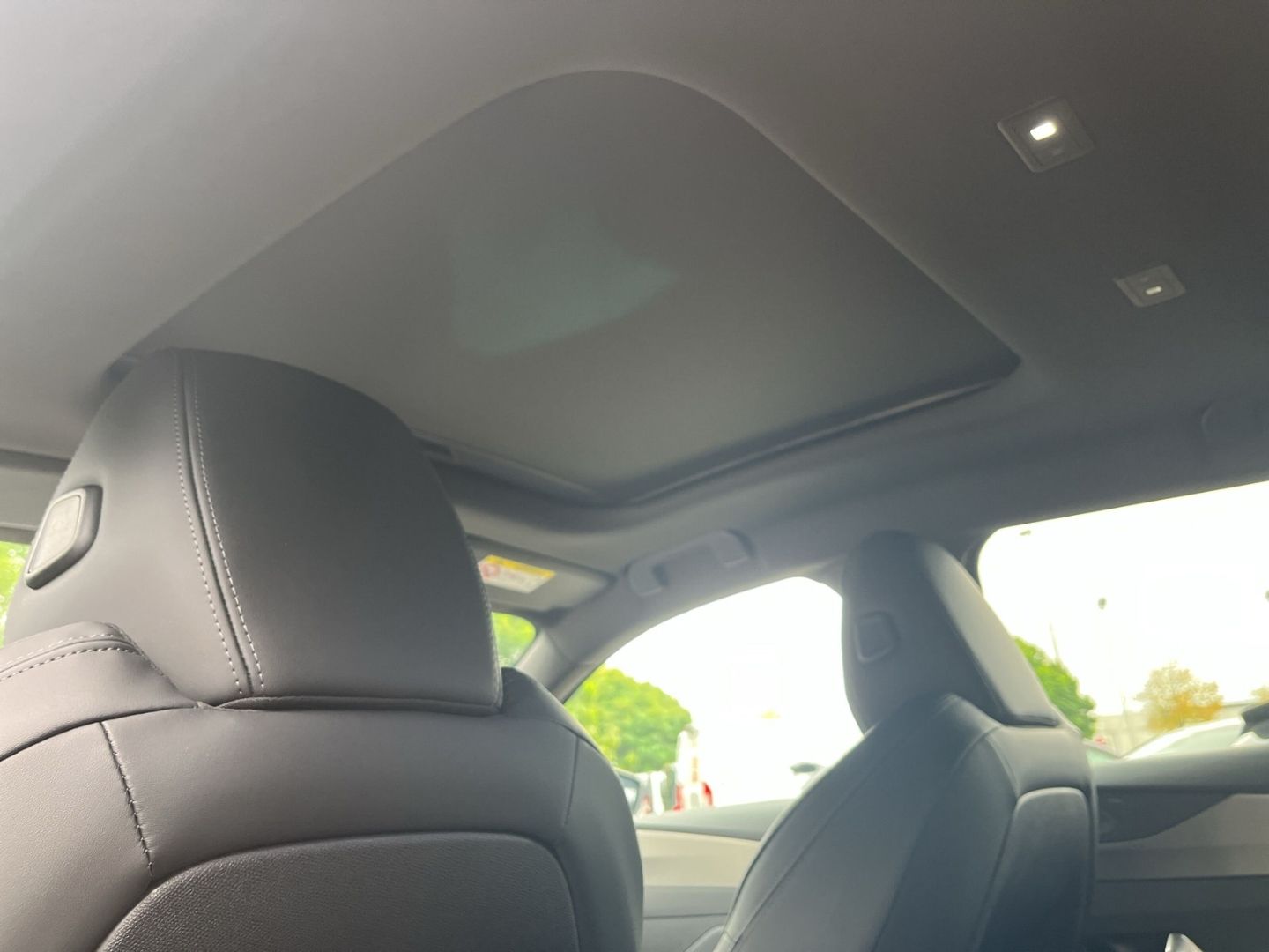 Peugeot 408 - Bild 16