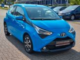 Toyota AYGO x-play club/Navi/kamera/LEDs/Garantie/Klima - Toyota in Gelsenkirchen: Aygo