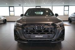 AUDI SQ7 TFSI | B&O | AHK | Pano | HuD | FACELIFT AUDI SQ7 TFSI | B&O | AHK | Pano | HuD | FACELIFT
