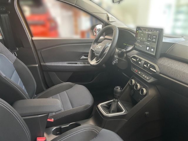 Fahrzeugabbildung Dacia Sandero III Journey TCe 100 Winter+Technik+Drivi