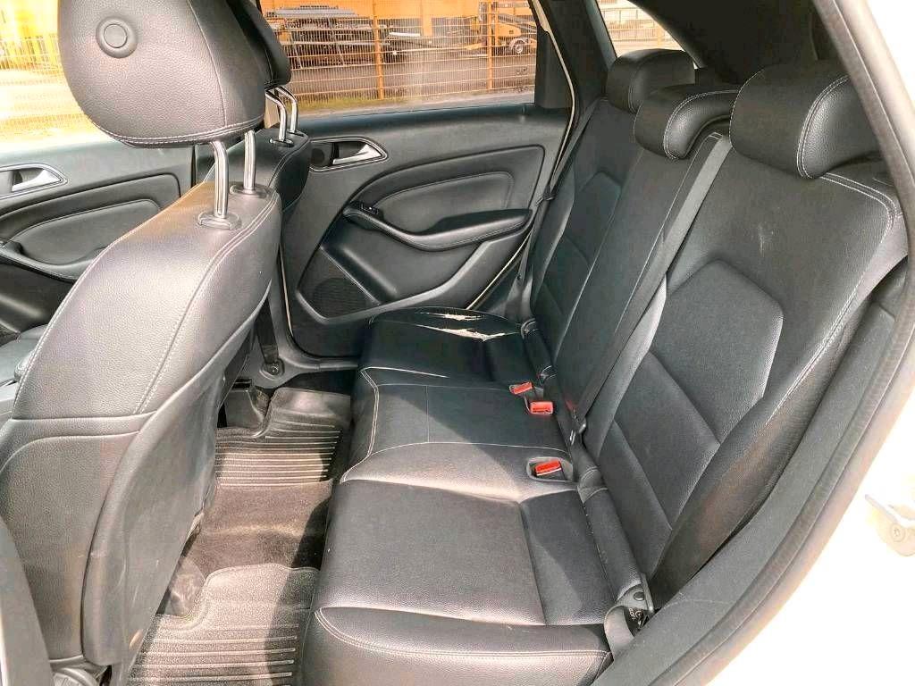 Mercedes-Benz B180 2015 — photo 7