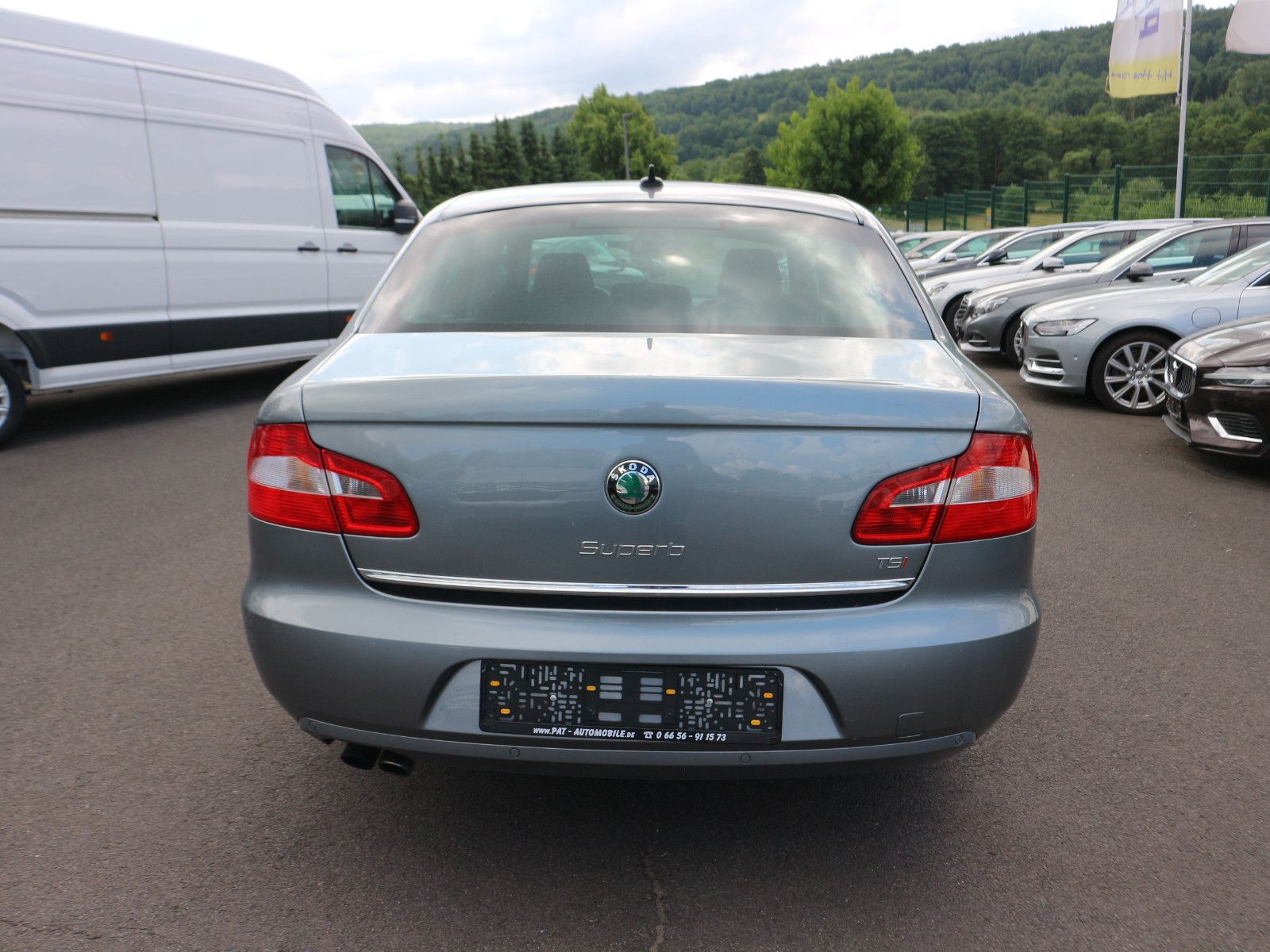 Fahrzeugabbildung SKODA Superb Family DSG GRA Xenon PDC SHZ