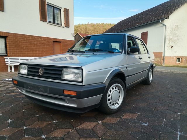 Volkswagen Jetta 1.6 Top-Zustand Oldtimer Garagenfahrzeug