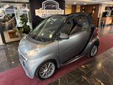 Smart ForTwo fortwo cabrio Micro Hybrid Drive 52kW - Smart ForTwo in Essen