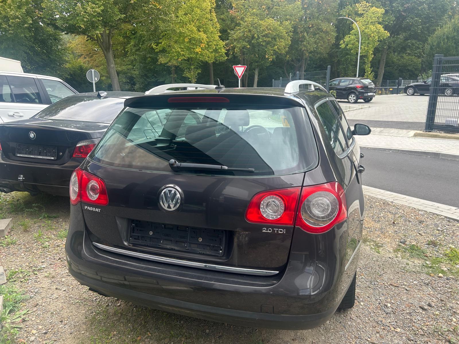 Volkswagen Passat 2005 — двигун 1.968 cm³, 140 HP (103kW)