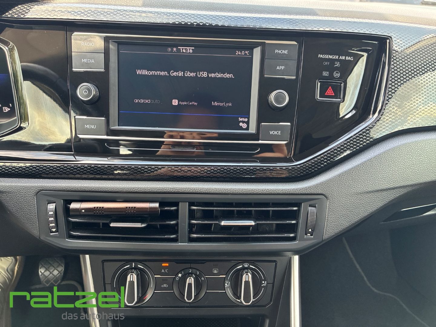 Fahrzeugabbildung Volkswagen Polo Life 1.0 Digitales Cockpit LED Musikstreami