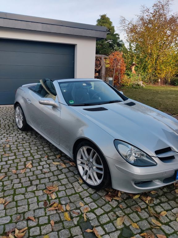 Mercedes-Benz SLK 200