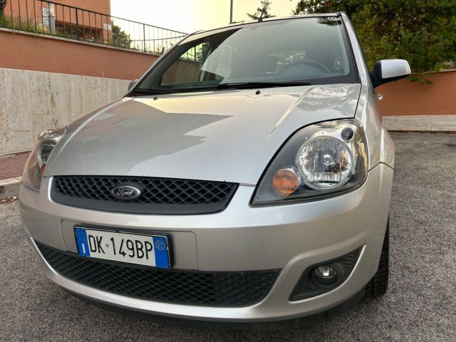 Ford Fiesta 1.4 TDCi ideale per neo patentati