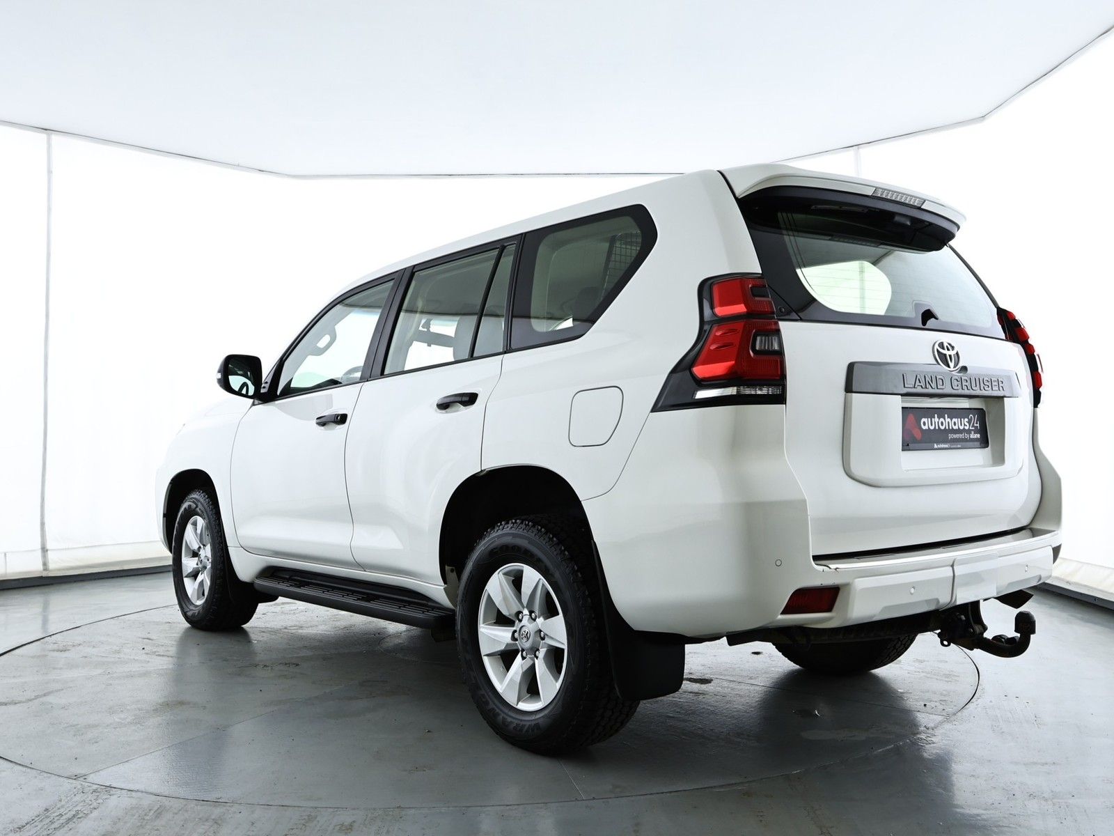 Toyota Land Cruiser 2.8 D4-D Navi|PDC|Tempomat foto 4