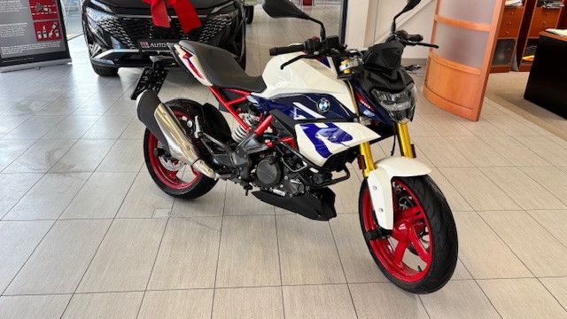 Fahrzeugabbildung BMW G310 R StylePassion/LED