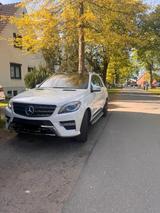 Mercedes-Benz Mercedes Ml 350  TÜV neu - Mercedes-Benz ML-Klasse Gebrauchtwagen in Bremen