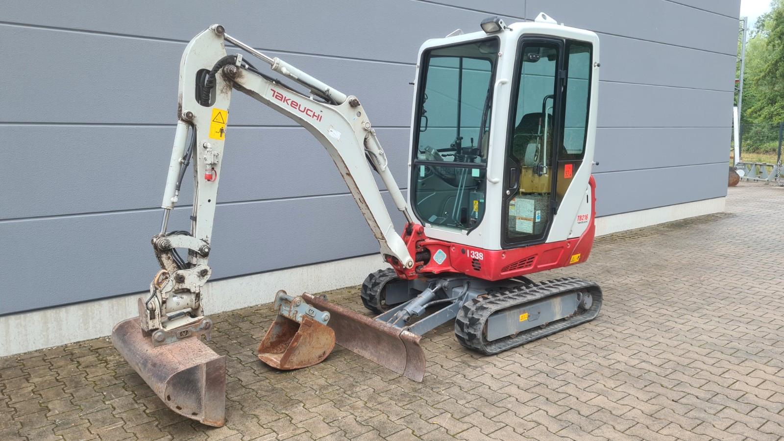 Takeuchi TB 216 -  Powertilt HS01 - 2 Löffel -