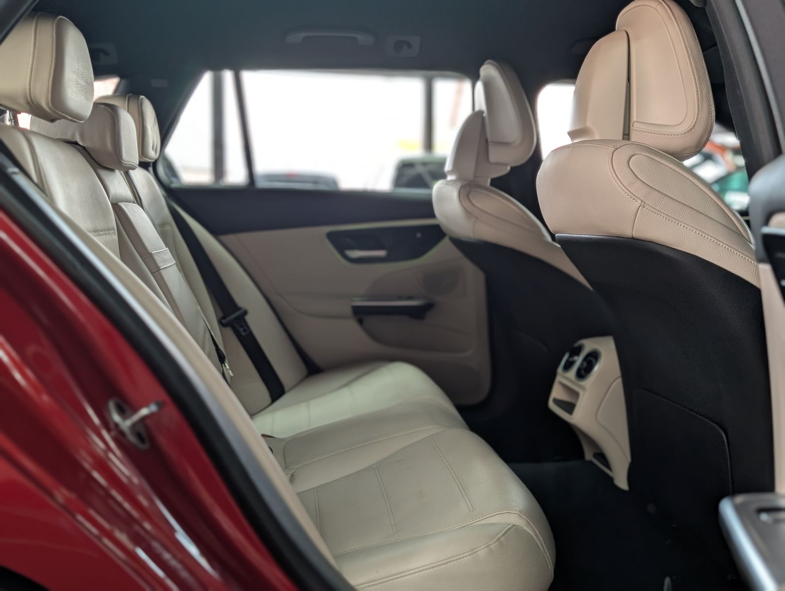 Fahrzeugabbildung Mercedes-Benz C 220 d T 2x Avantgarde LED AHK LEDER KAM 4x-SHZ