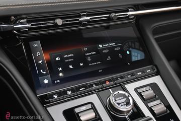2024 Aston Martin DB12 缩略图 23