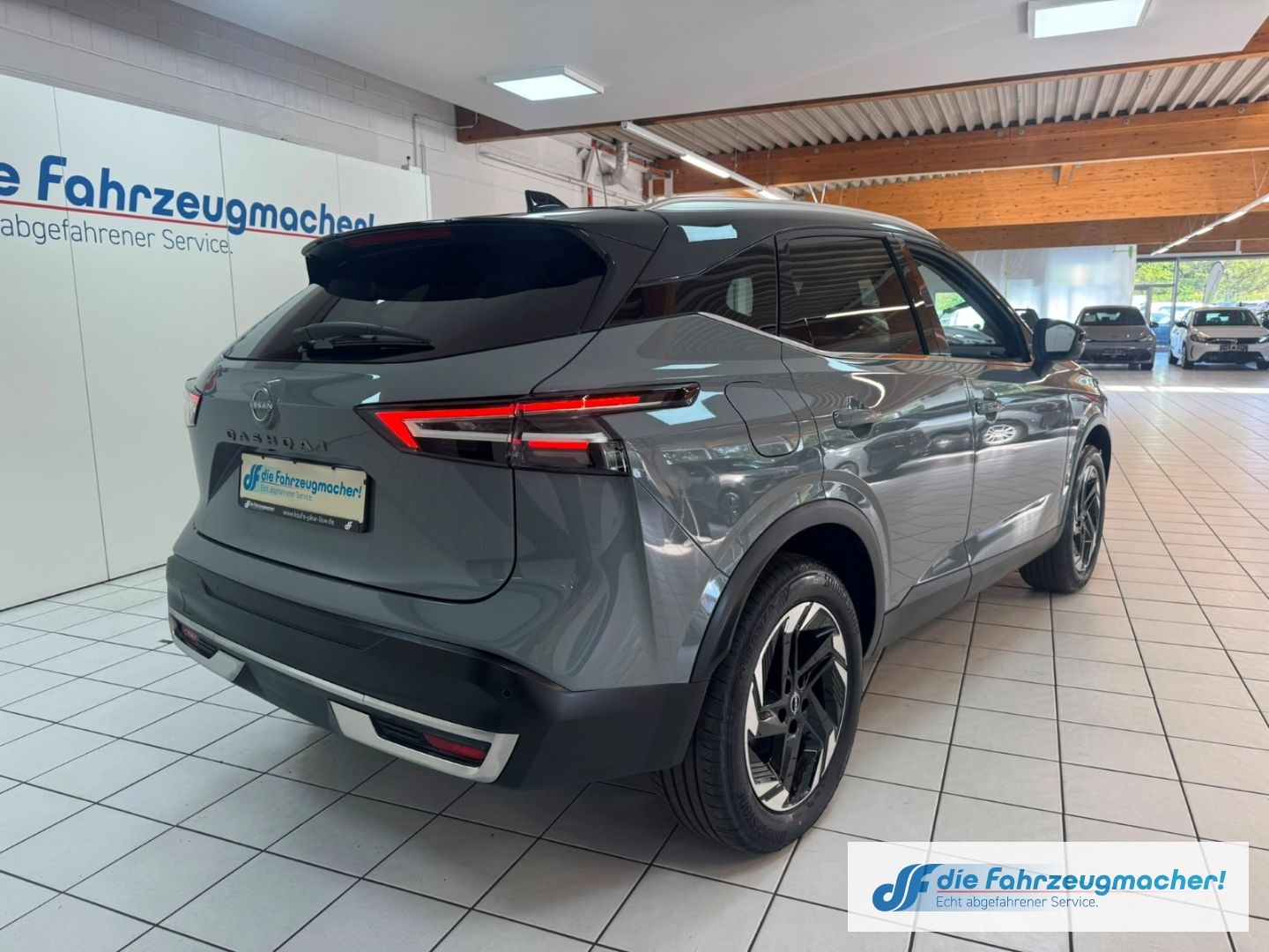 Fahrzeugabbildung Nissan Qashqai N-Connecta Navi 360 Kamera LED Apple Car