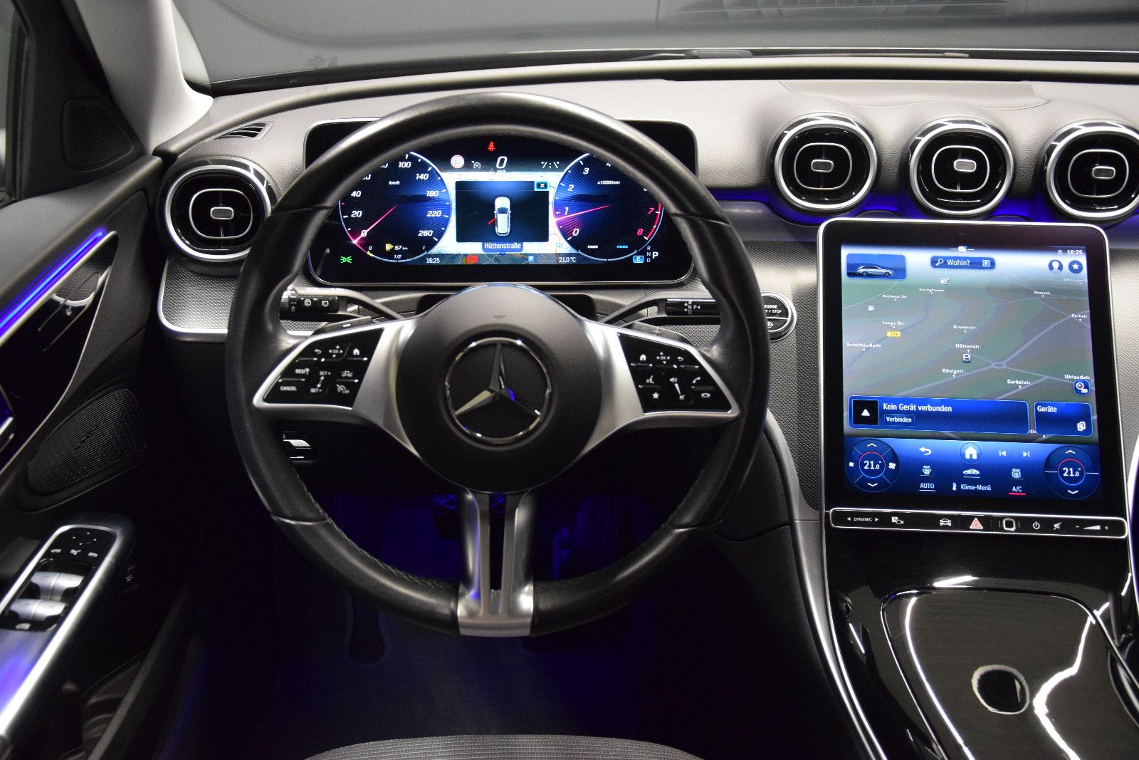 Fahrzeugabbildung Mercedes-Benz C 180 T-Modell Avantgarde MBUX Ambiente Kamera