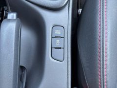 Fahrzeugabbildung Toyota Yaris 1.5 VVT-i Premiere AUTO 15 JAHRE GARANTIE