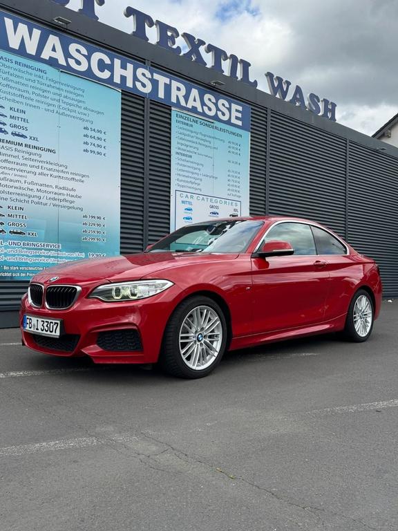 BMW 218