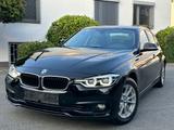 BMW 318 i Advantage Lim*LED*AUTOMATIK*89-TKM* - BMW 318: Limousine, 318i