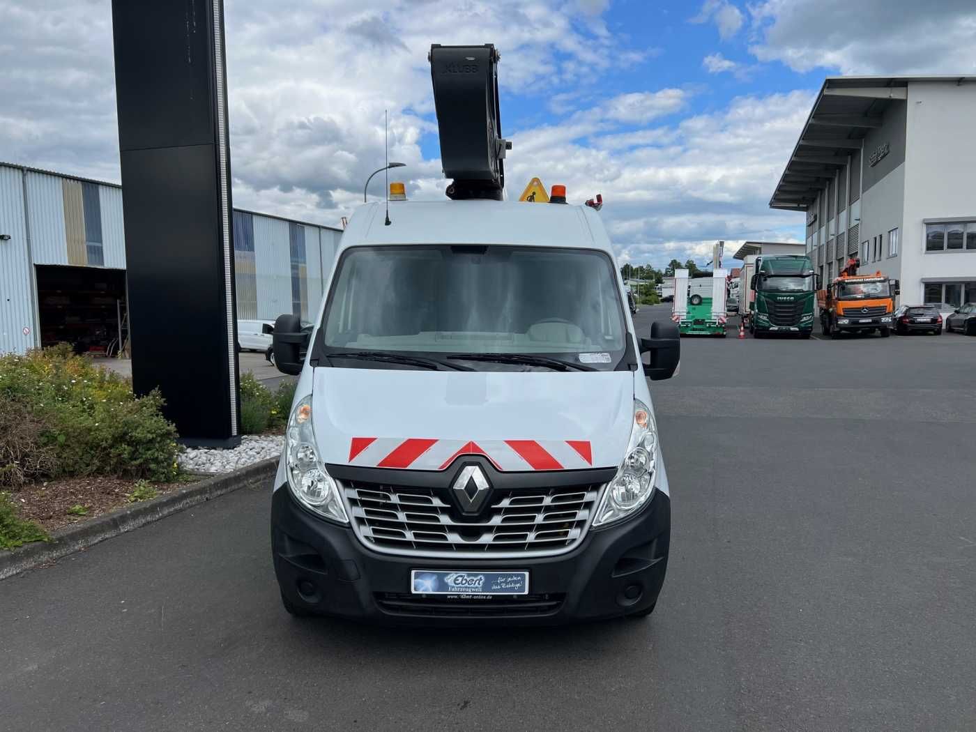 Fahrzeugabbildung Renault Master 2.3 dCi / KLUBB K32, 12,5m