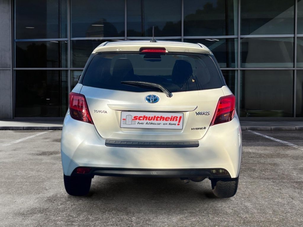 Fahrzeugabbildung Toyota Yaris Hybrid 1.5 VVT-i Lounge