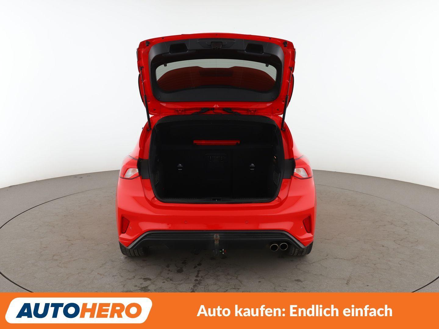 Ford Focus 2.0 TDCi EcoBlue ST*NAVI*LED*ACC*SPUR*PDC*