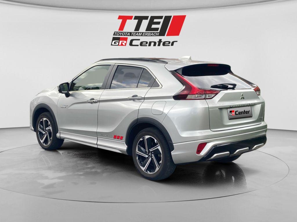 Mitsubishi Eclipse Cross Plug-In Hybrid 4WD Top