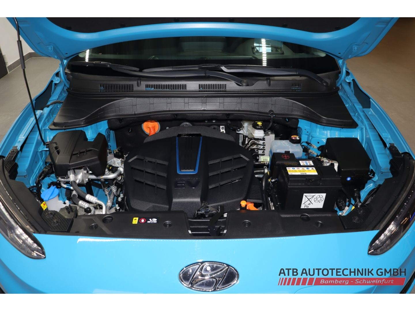 Fahrzeugabbildung Hyundai KONA Elektro Trend 39,2 kWh 2WD SOH 97,9 % Assis