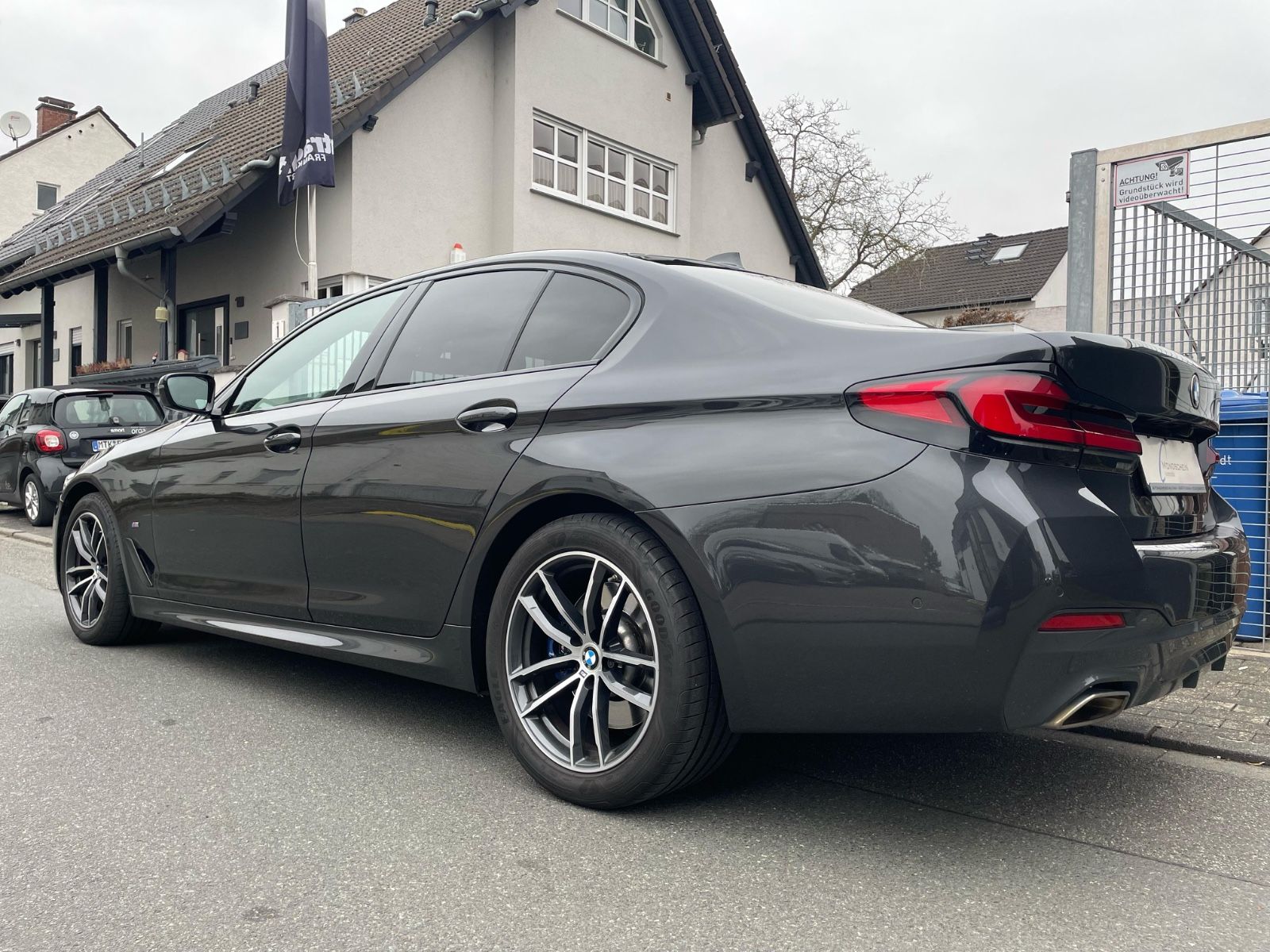 Fahrzeugabbildung BMW 530i Facelift |M Sport|Business|Cockpit+|Privacy