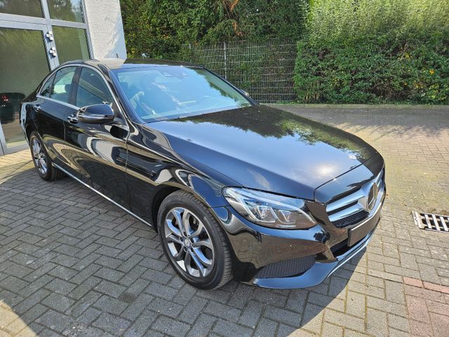 Mercedes-Benz C 250 d 4MATIC Avantgarde-Standheizung-Kamera