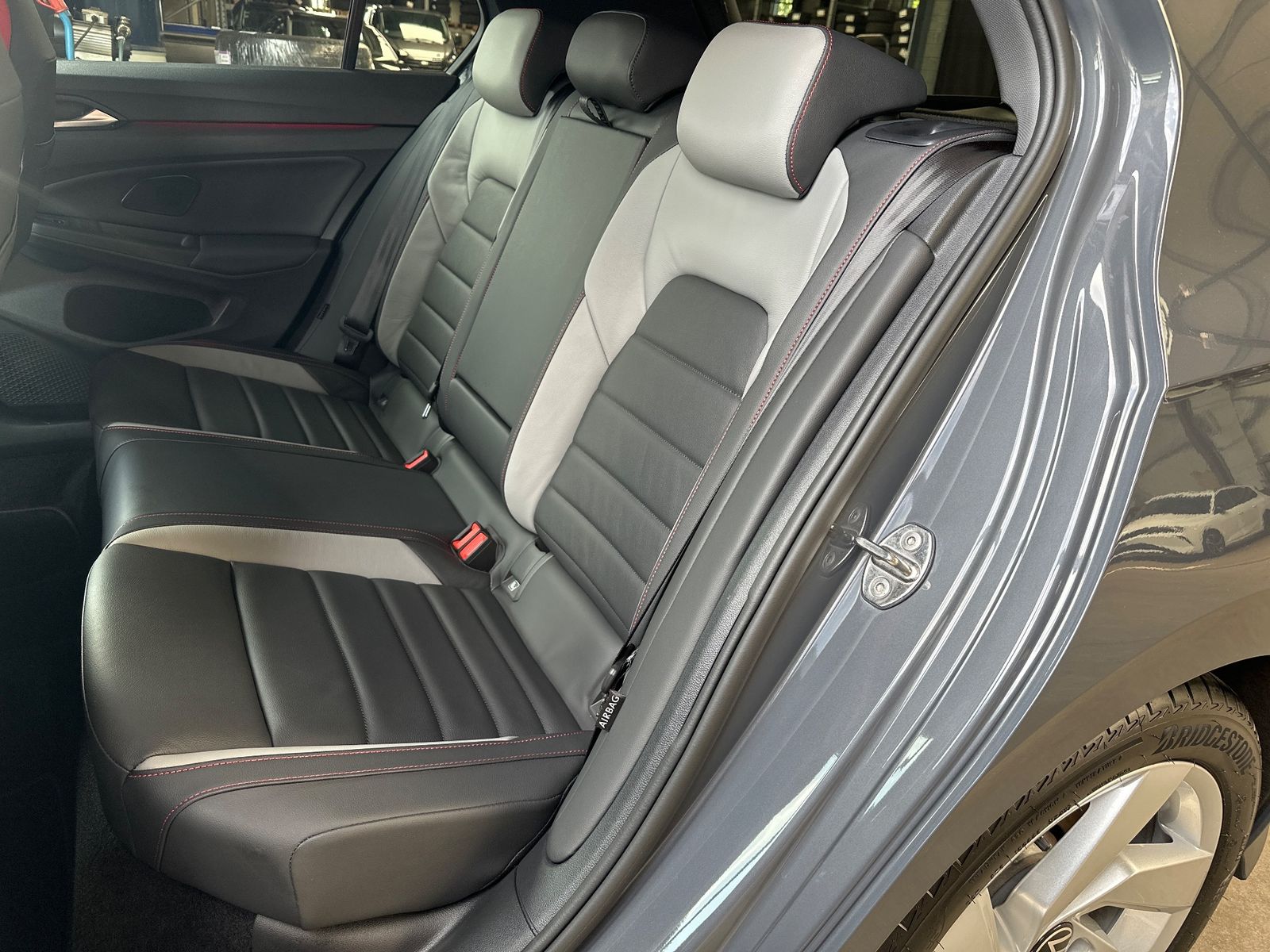 Fahrzeugabbildung Volkswagen Golf GTI 2.0 TSI DSG NAV+MATRIX+ACC+HUD+VCOCK+PP
