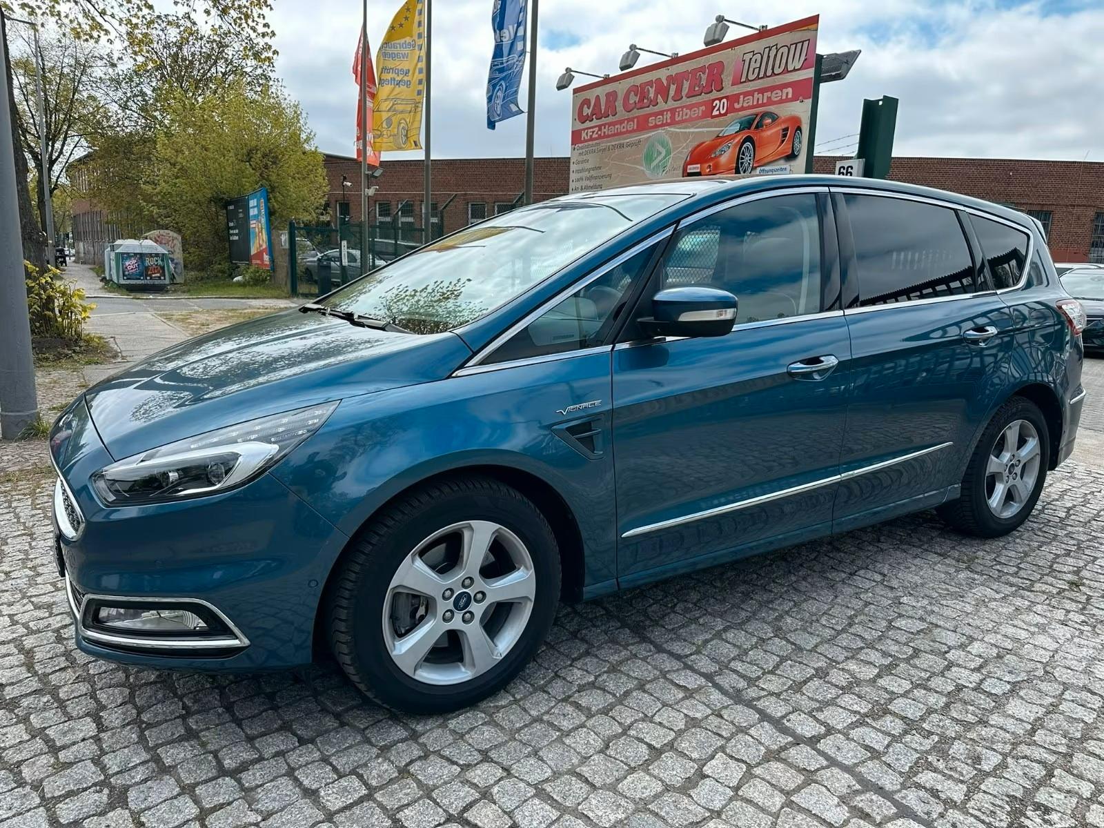Ford S-MAX Vignale PANO/LEDER/7-SITZER