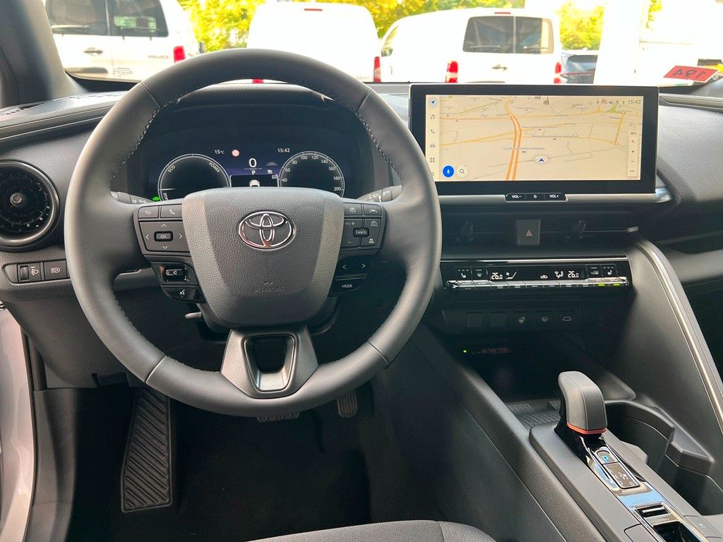 Fahrzeugabbildung Toyota C-HR 1.8 Hybrid FWD Teamplayer Technikpaket