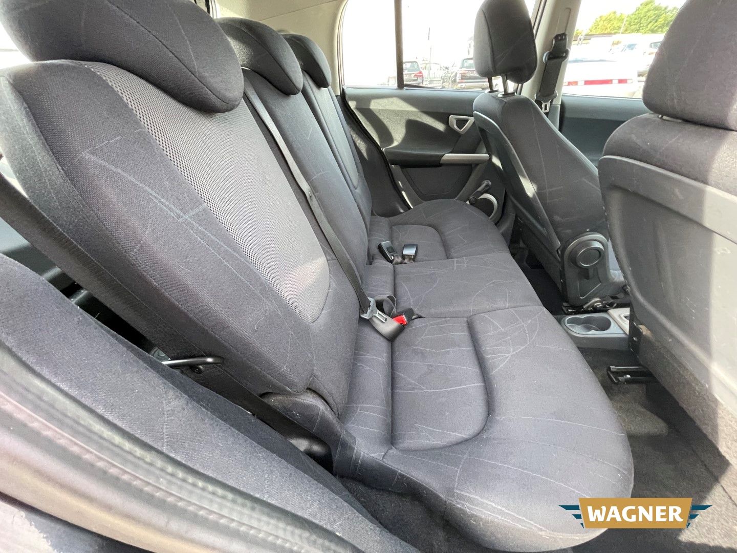 Fahrzeugabbildung Smart forfour Klima Servolenkung Radio TÜV 07/2028