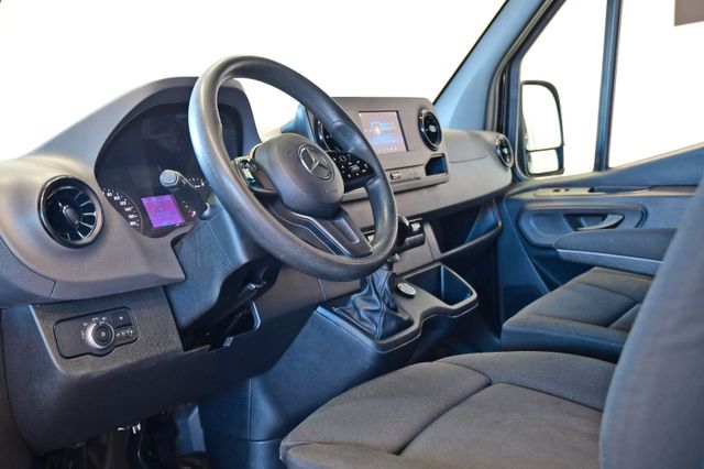 Fahrzeugabbildung Mercedes-Benz Sprinter 314 CDI MR Mixto 6-Sitzer Klima MBUX